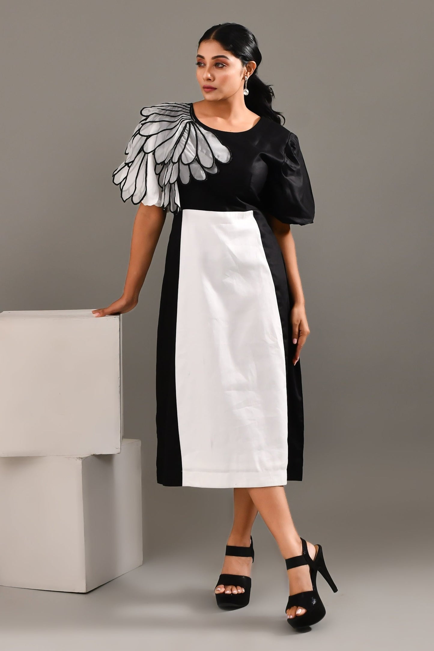 Black & White Blended Cotton Stylish Enhanced Dress - Golden Muslin