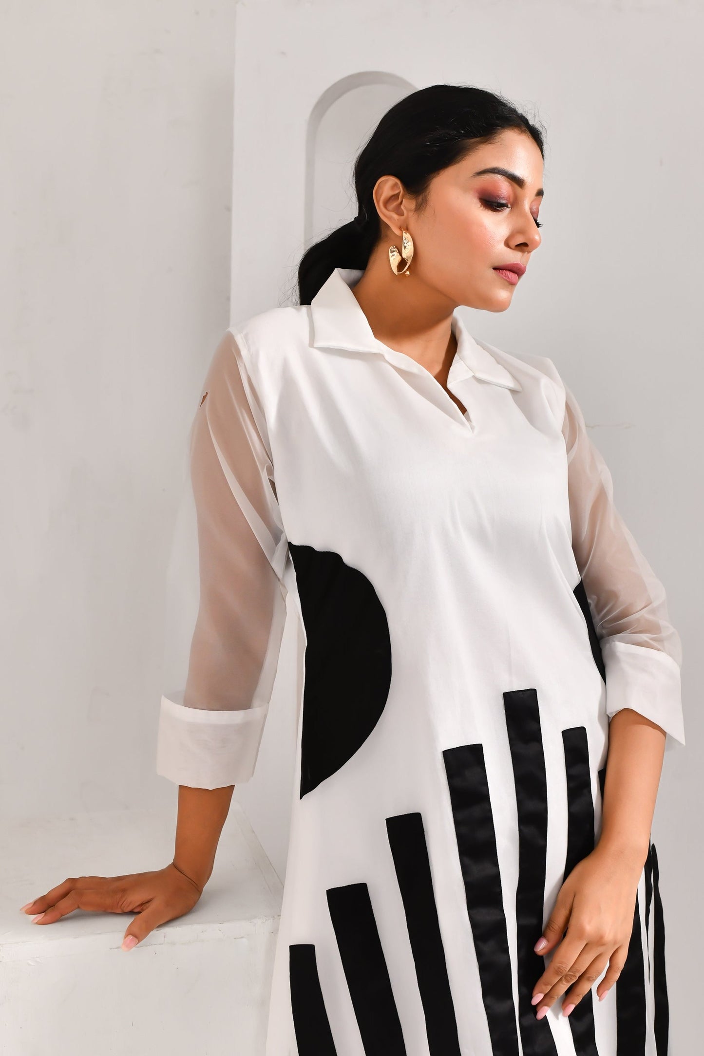 White and Black Blended Cotton & Organza Co Ord Set - Golden Muslin