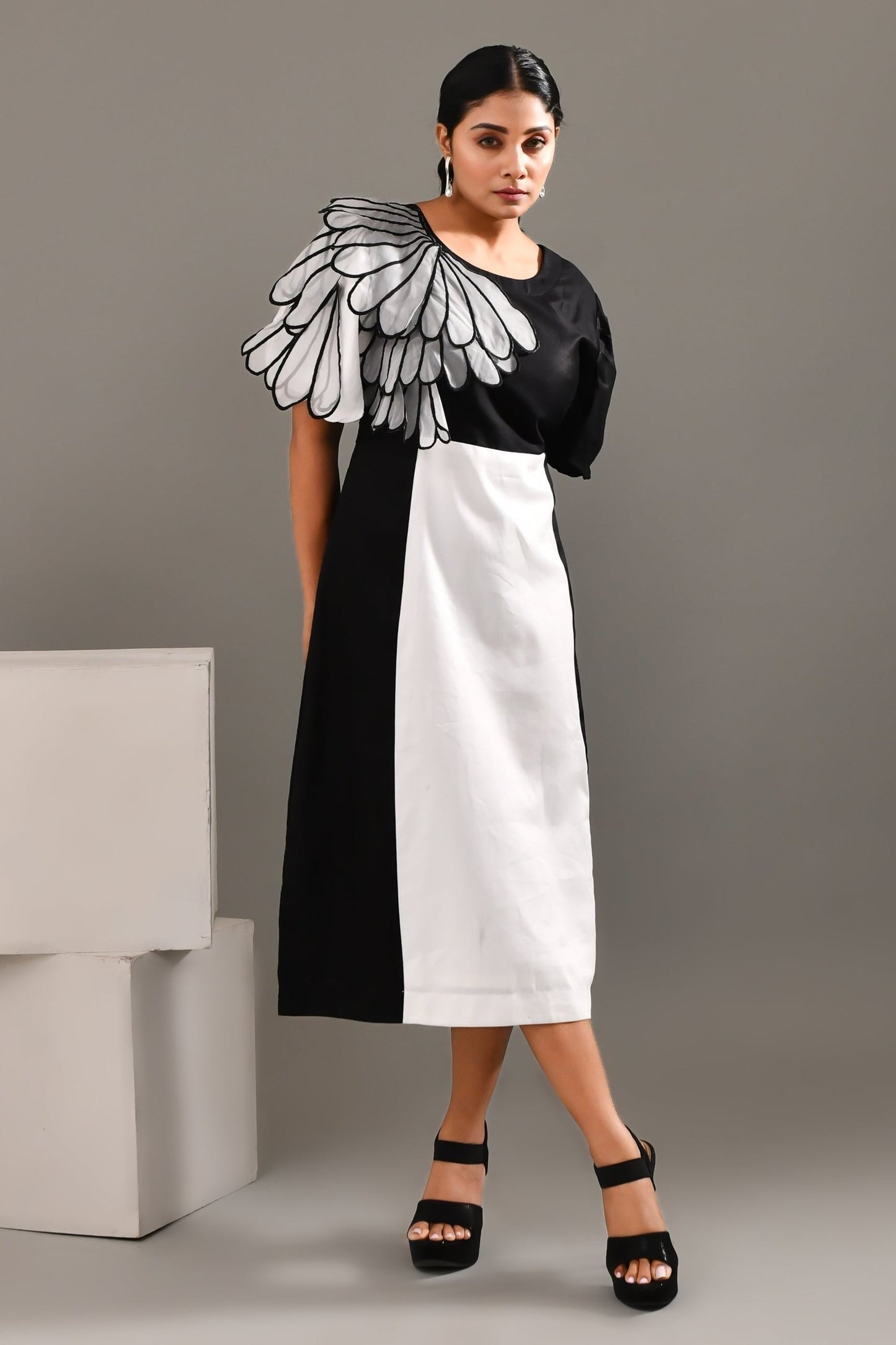 Black & White Blended Cotton Stylish Enhanced Dress - Golden Muslin