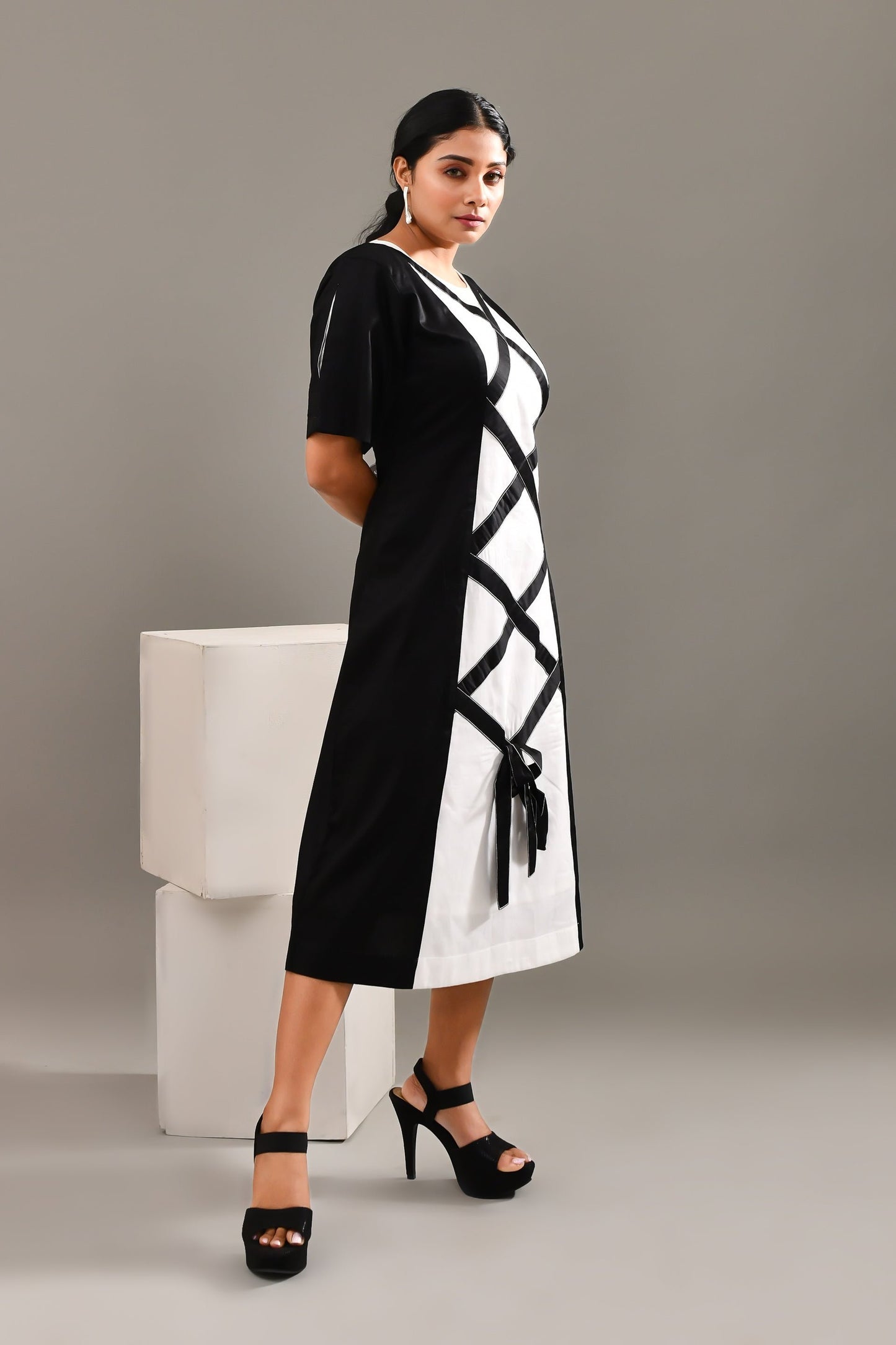 White & Black Blended Cotton Geometric Patterned Dress - Golden Muslin