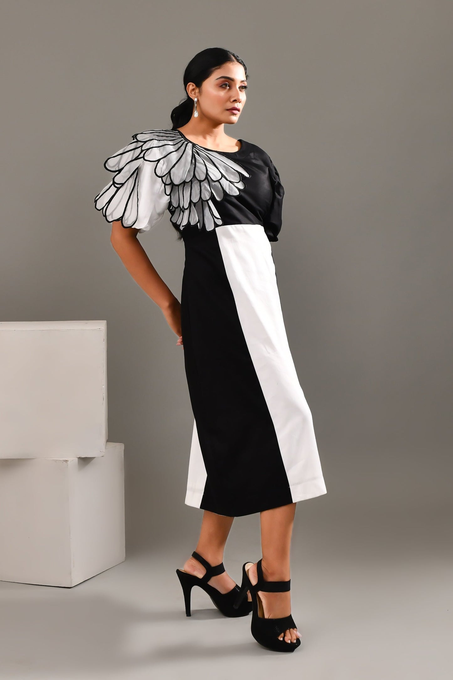 Black & White Blended Cotton Stylish Enhanced Dress - Golden Muslin
