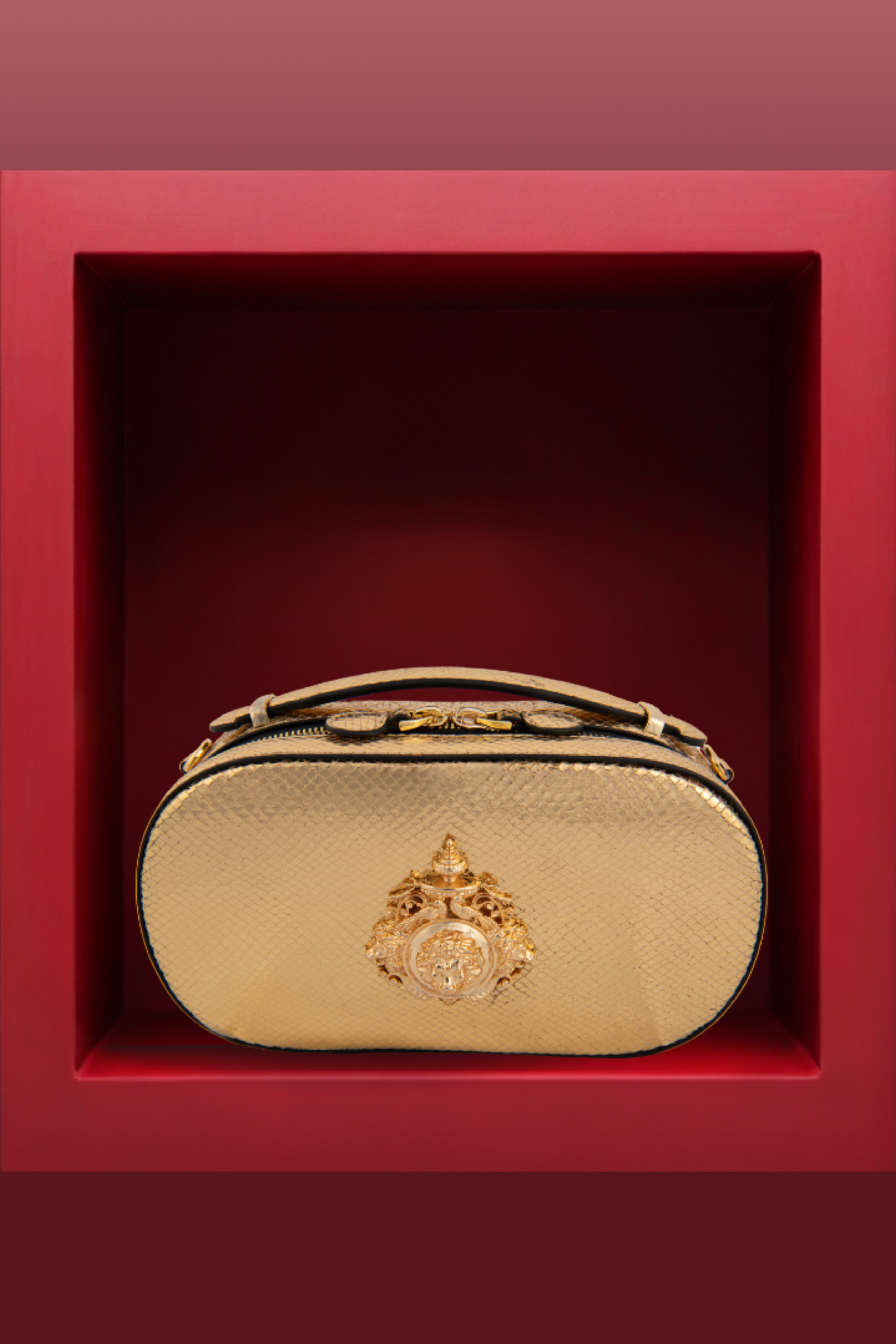Alluring Gold Ashoka Textured Pattern Clutch