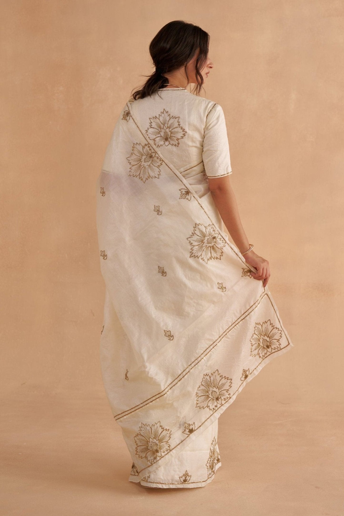 Vintage Ivory Tussar Saree with Gold Zardozi Embroidery and Paper Tussar blouse with Zari Embroidery