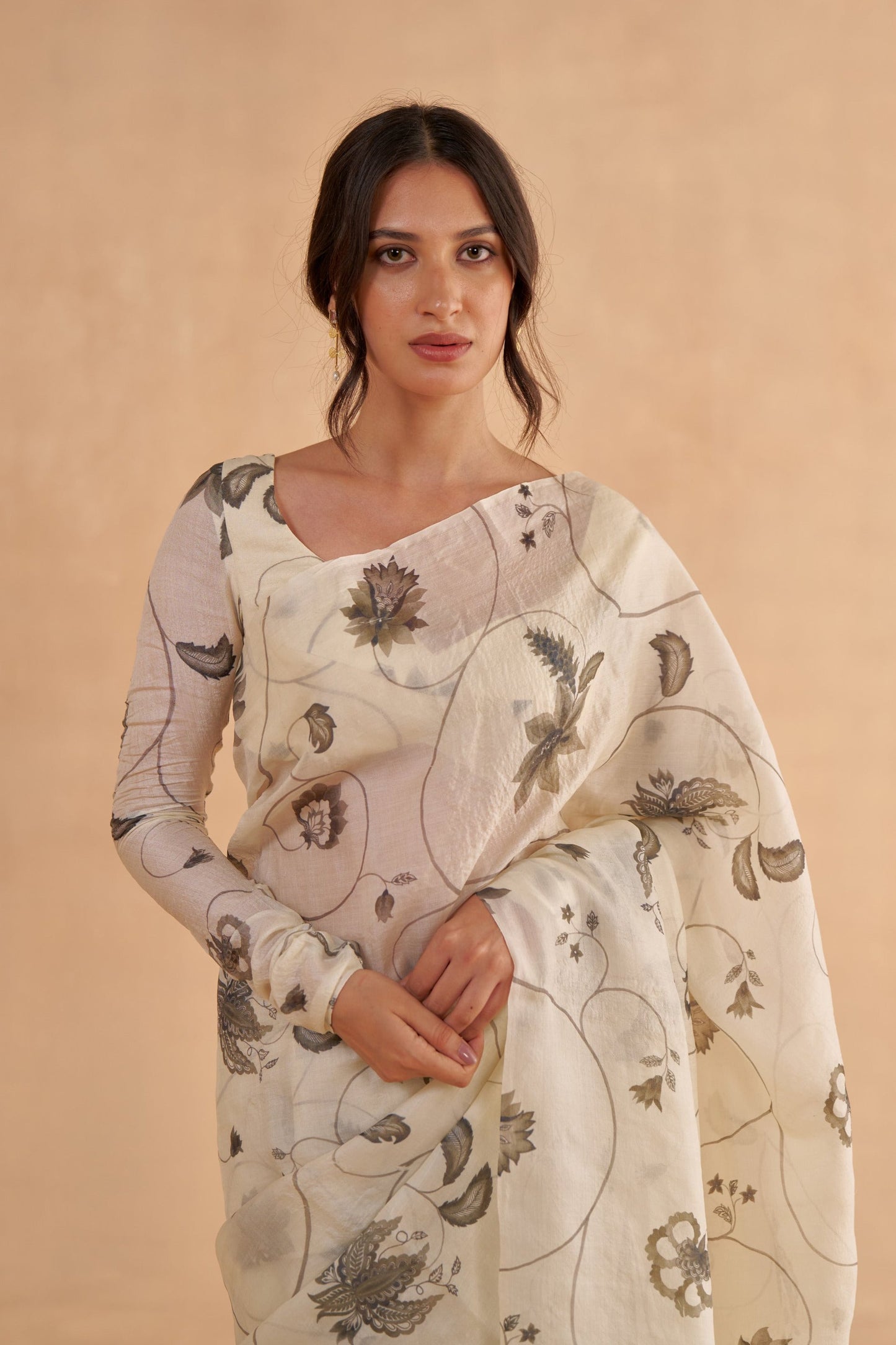 Vintage Ivory Tussar Saree with Chintz Print and Full-Sleeve Blouse