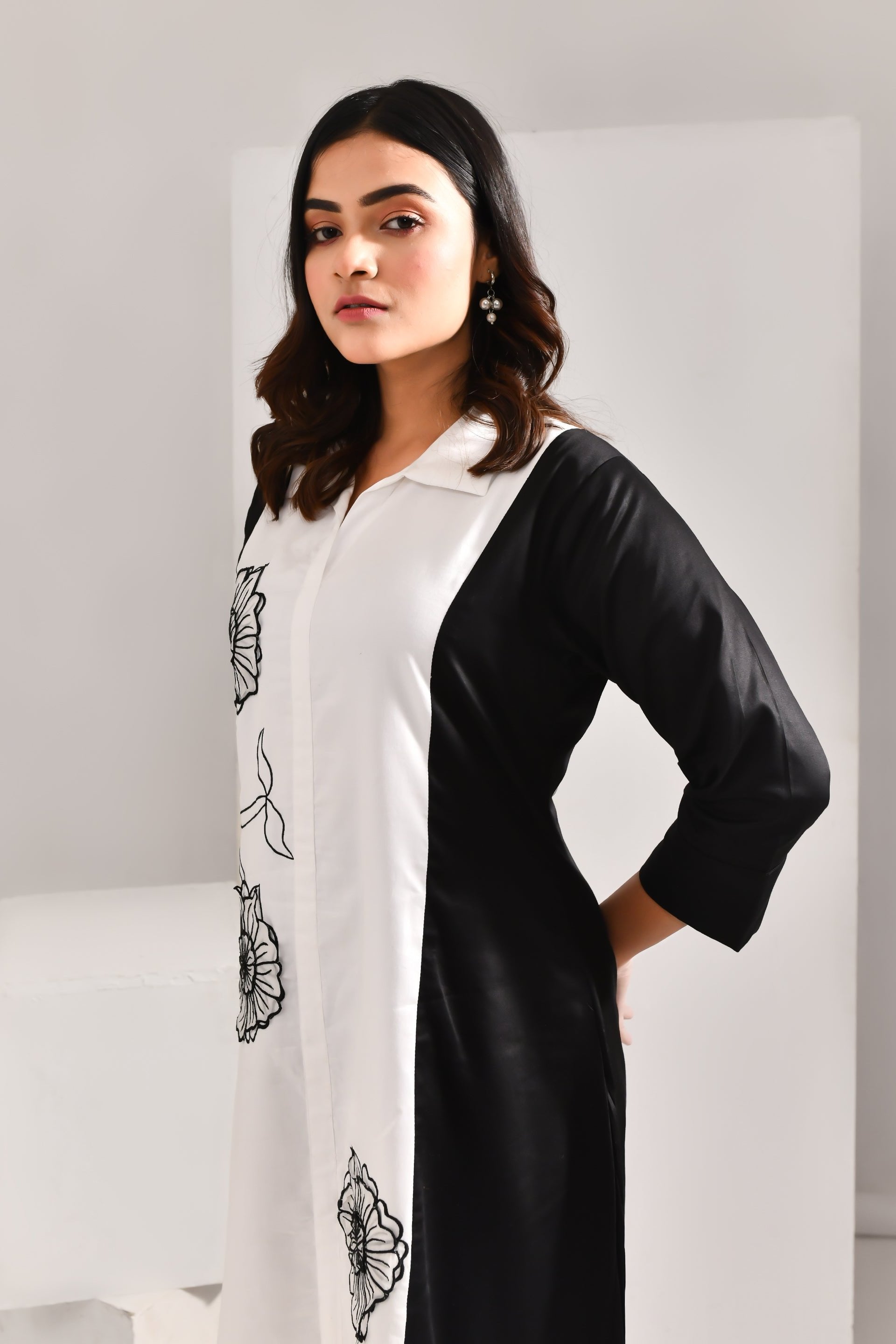 Black & White Blended Cotton Embroidered Flower Worked Dress - Golden Muslin