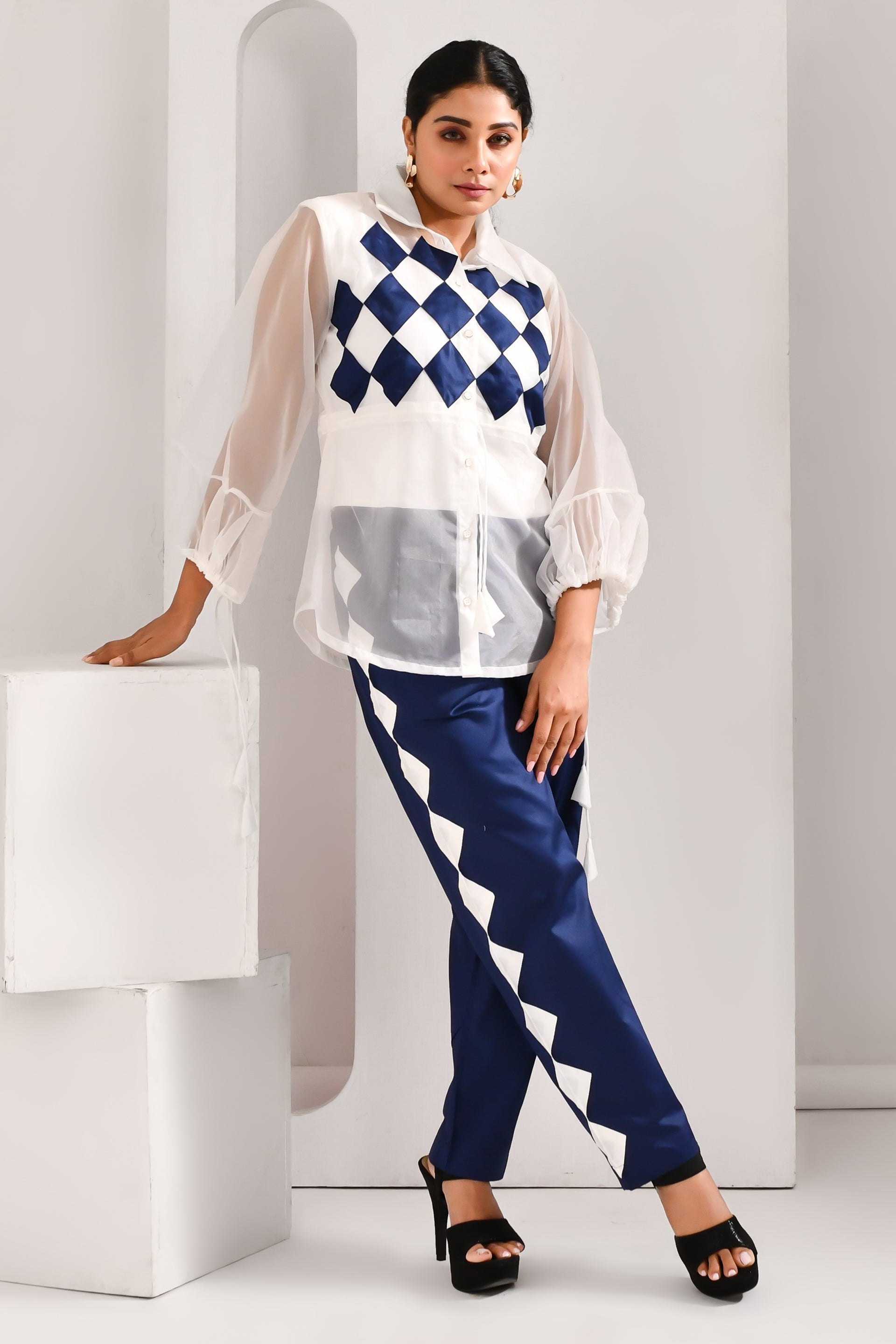 White & Navy Blue Blended Cotton & Organza Geometric Patterned Co Ord Set - Golden Muslin