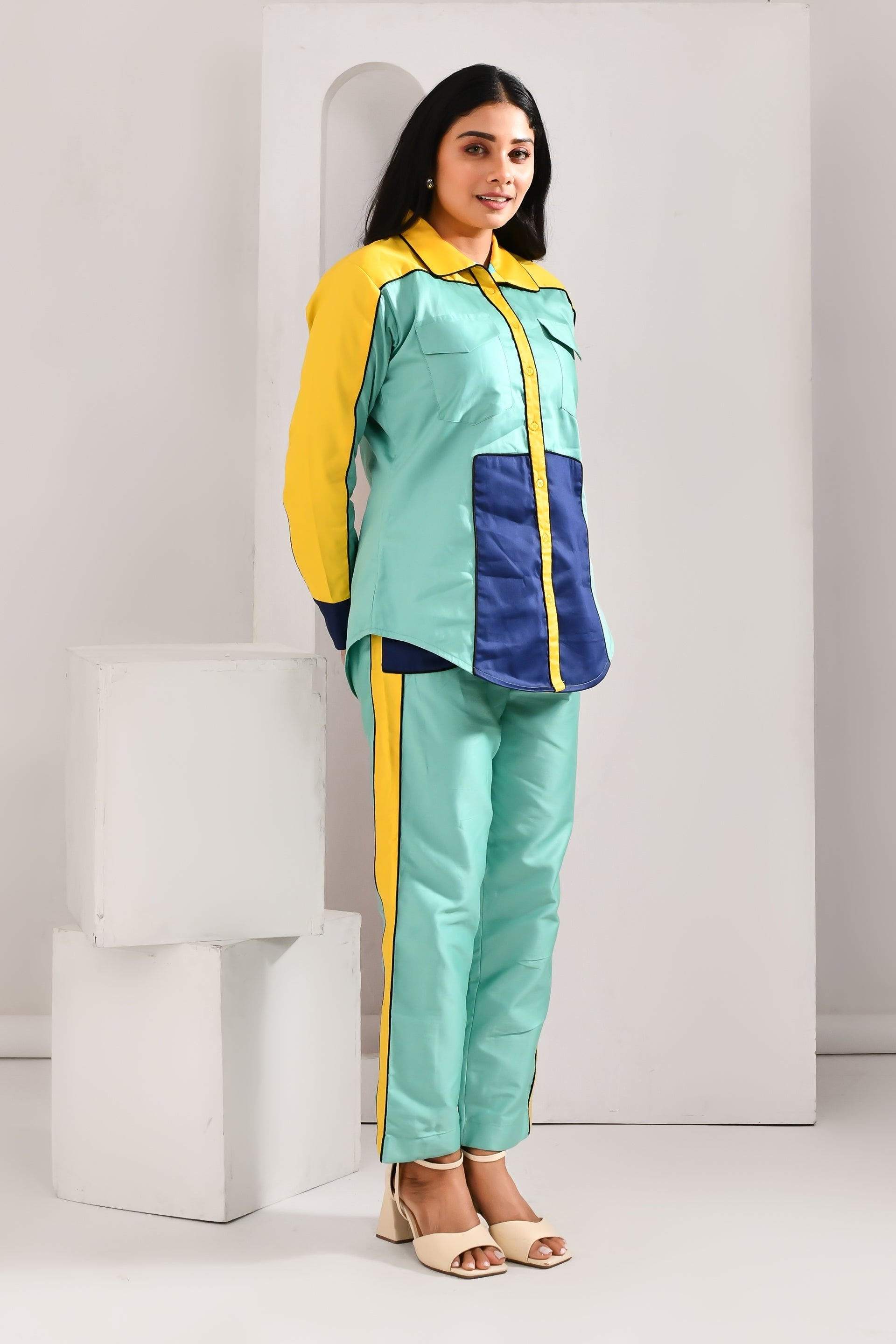 Multicolored Blended Cotton Elegant Co Ord Set - Golden Muslin