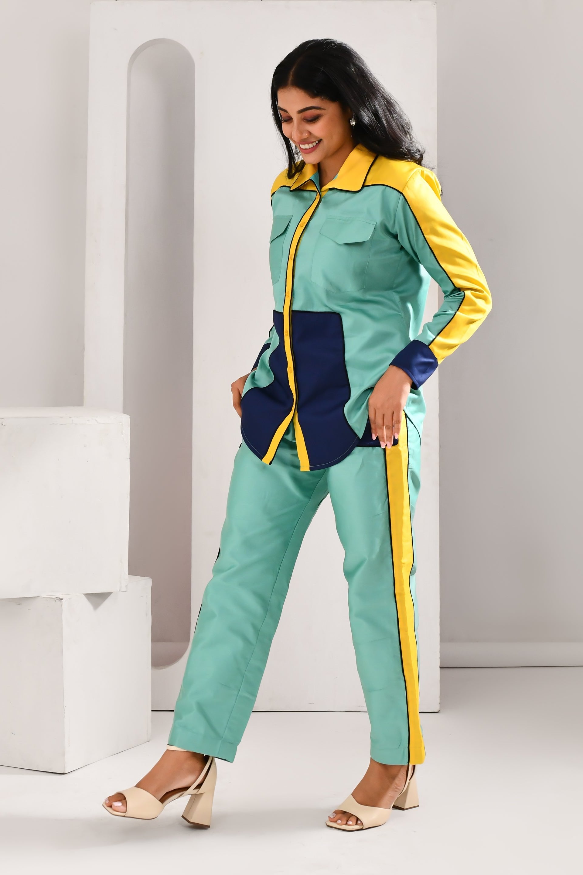 Multicolored Blended Cotton Elegant Co Ord Set - Golden Muslin