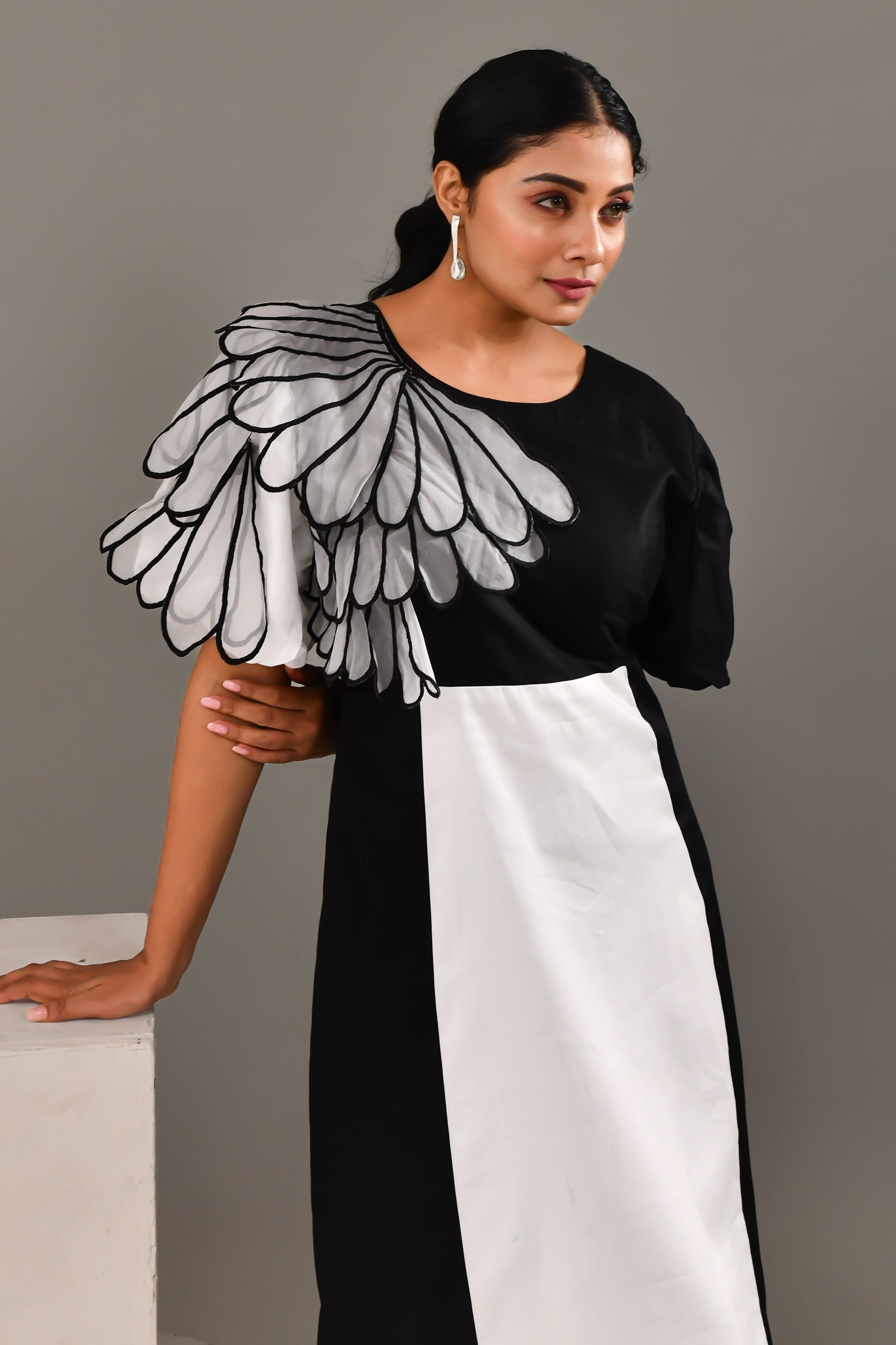 Black & White Blended Cotton Stylish Enhanced Dress - Golden Muslin