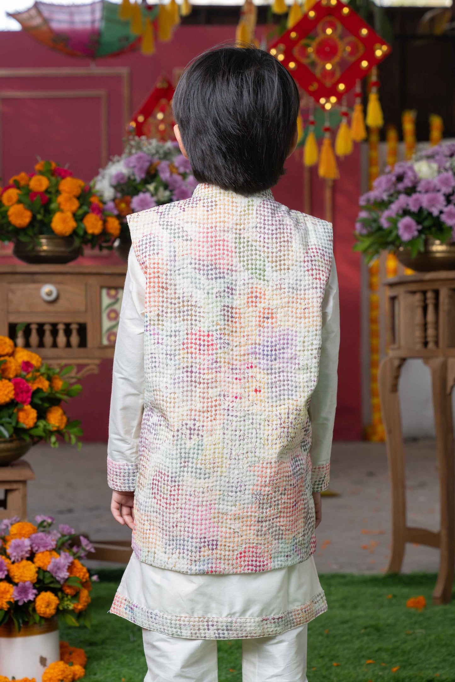 Cream Silk Kurta with Textured Nehru Jacket and Pants