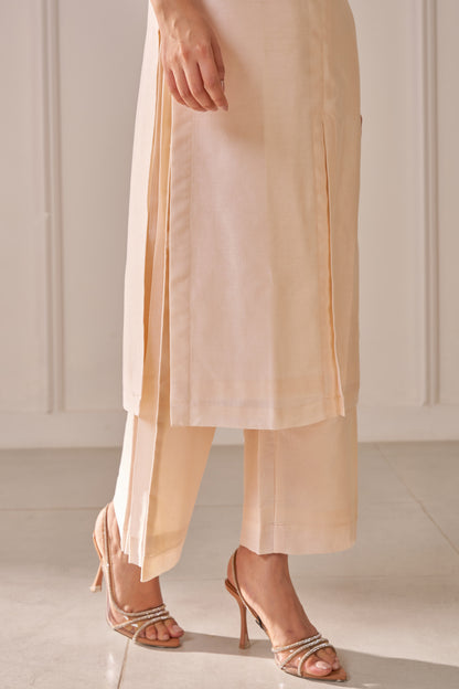Soft Peach Embroidered Kurta